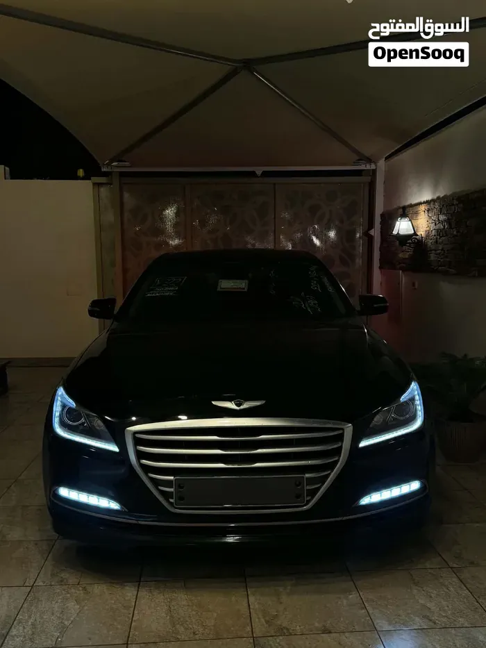 Genesis G80 2016 photo 2