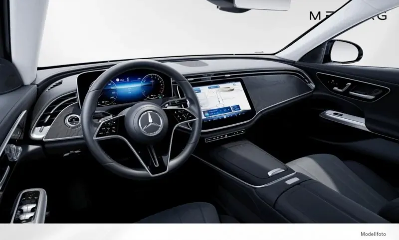 Mercedes-Benz E-Class 2024 photo 3