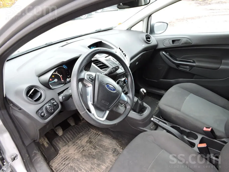 Ford Fiesta 2016 photo 5