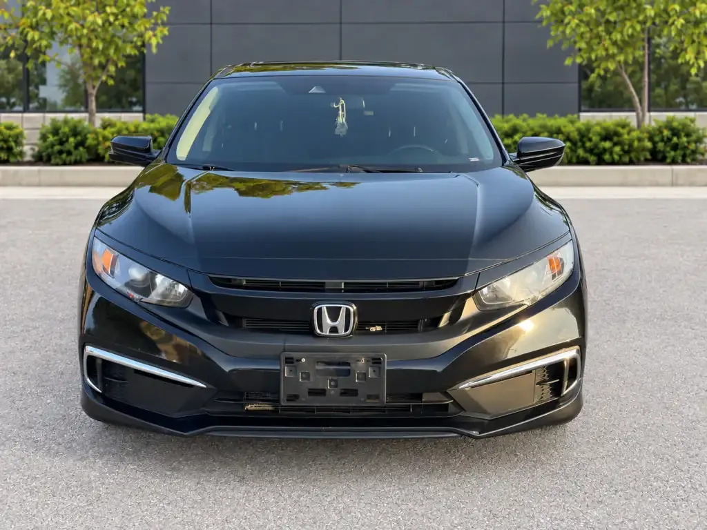 Honda Civic 2021 photo 2