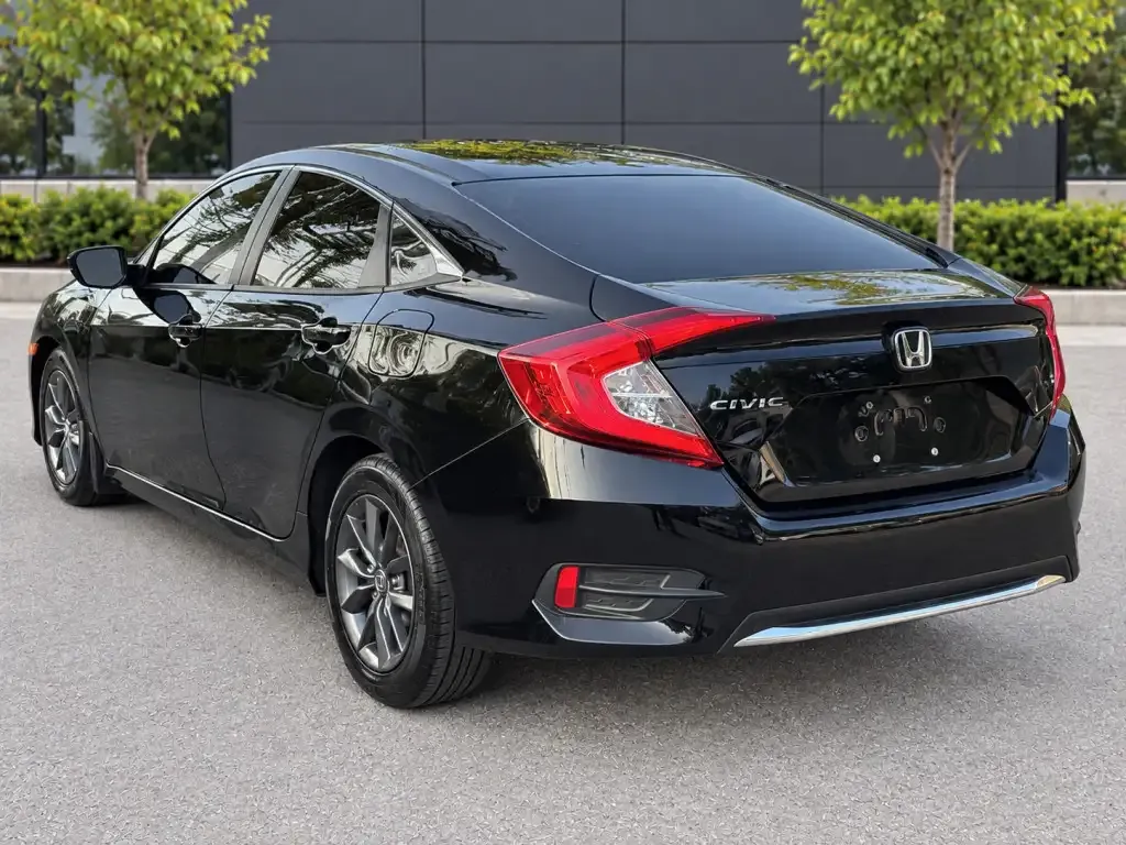 Honda Civic 2021 photo 4