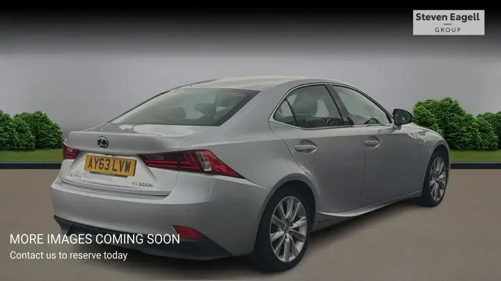 Lexus Is 2013 photo 2