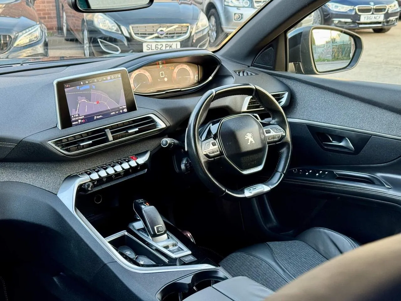 Peugeot 5008 2018 photo 2