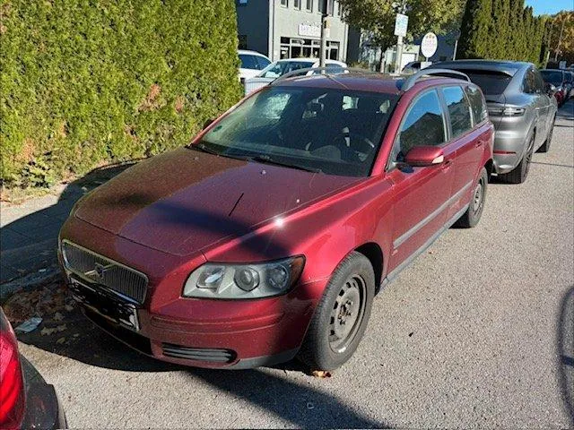 Volvo V50