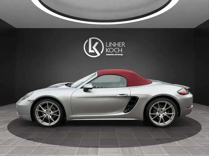 Porsche 718 Boxster 2019 photo 2