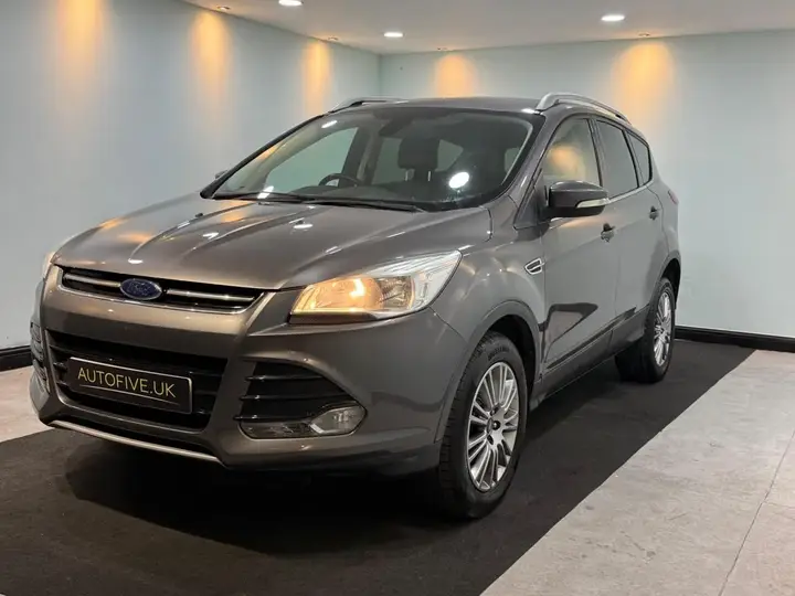 Ford Kuga 2014 photo 3