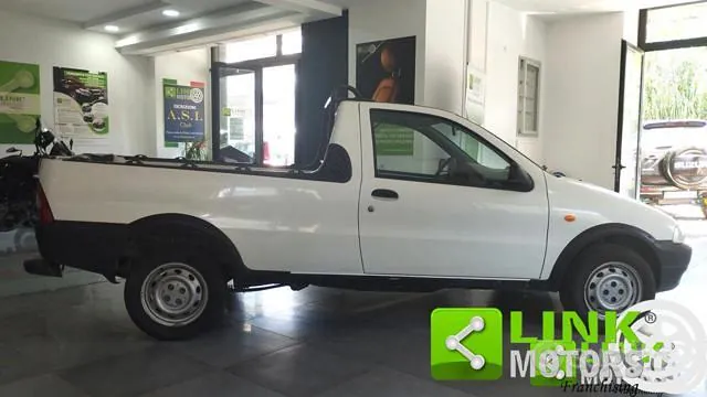 Fiat Strada 2001 photo 4