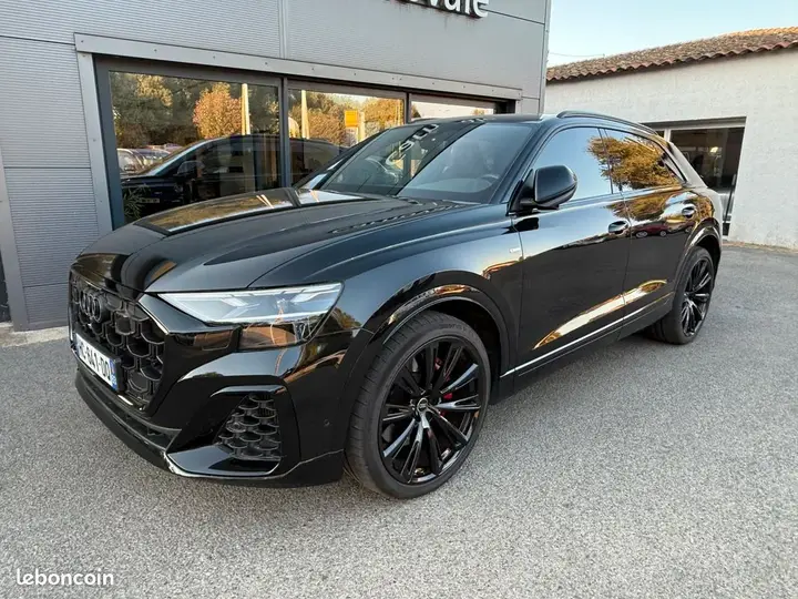 Audi Q8