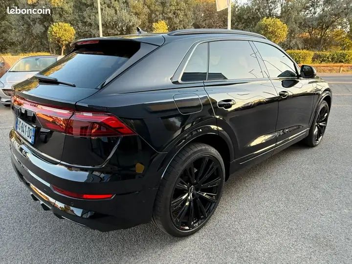 Audi Q8 2025 photo 4