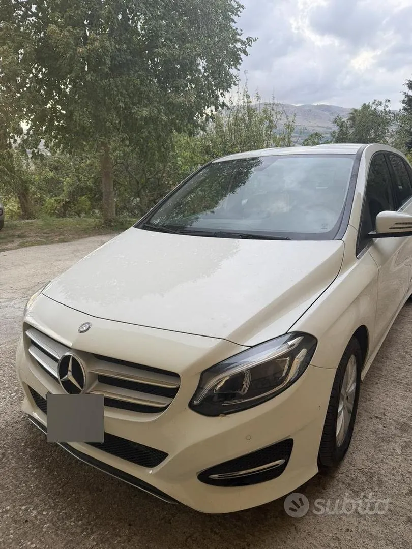 Mercedes-Benz B-Class 2016 photo 2