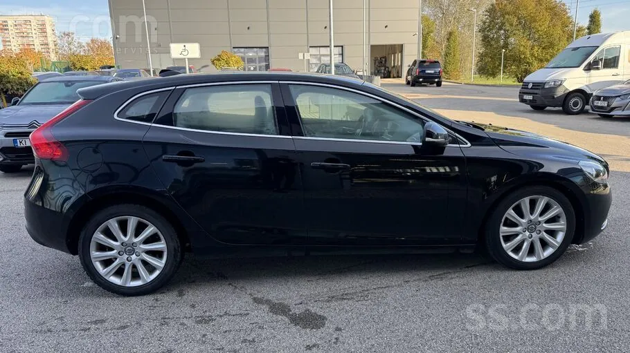 Volvo V40 2015 photo 5