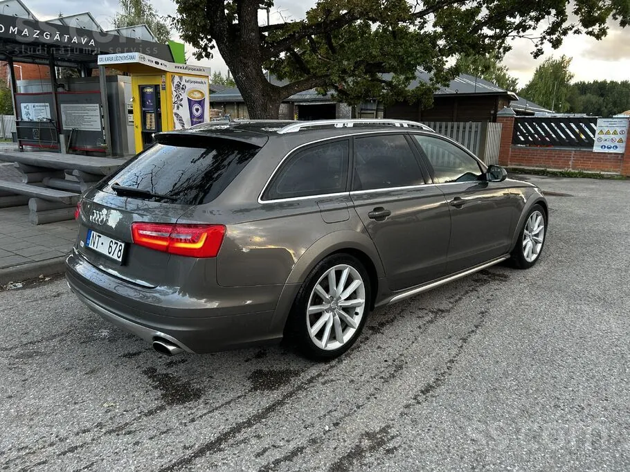 Audi A6 Allroad 2012 photo 2