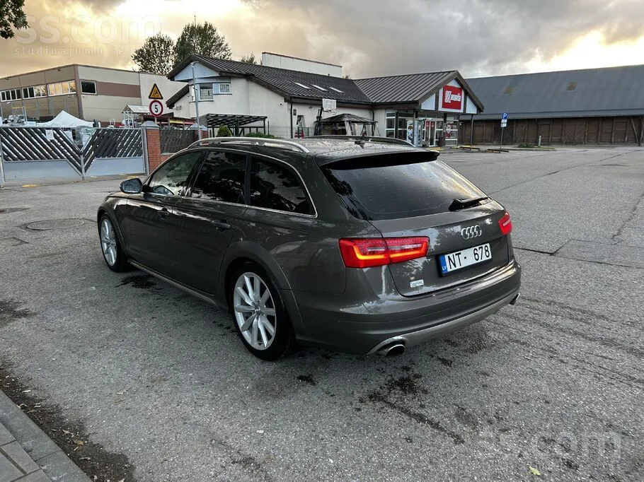 Audi A6 Allroad 2012 photo 4
