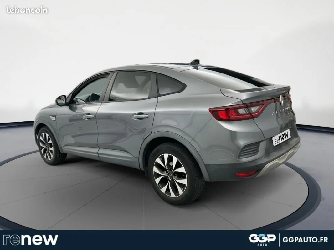 Renault Arkana 2023 photo 3