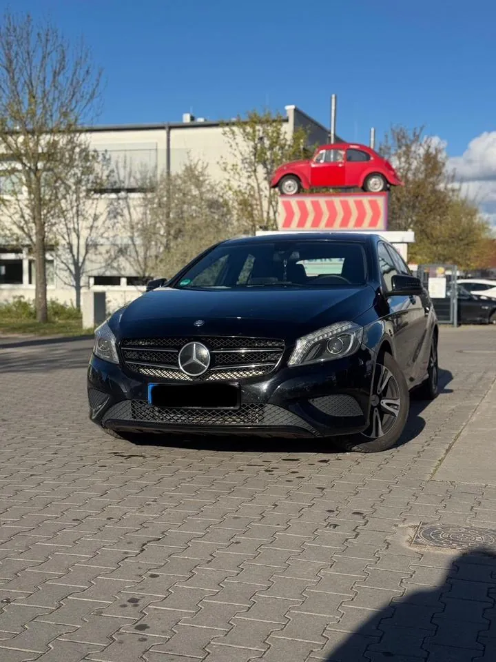 Mercedes-Benz A200