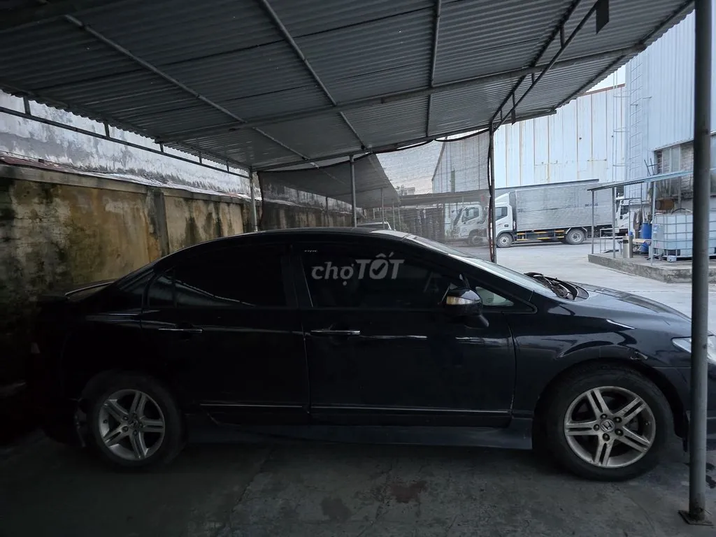 Honda Civic 2007 photo 2