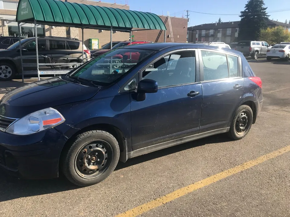 Nissan Versa