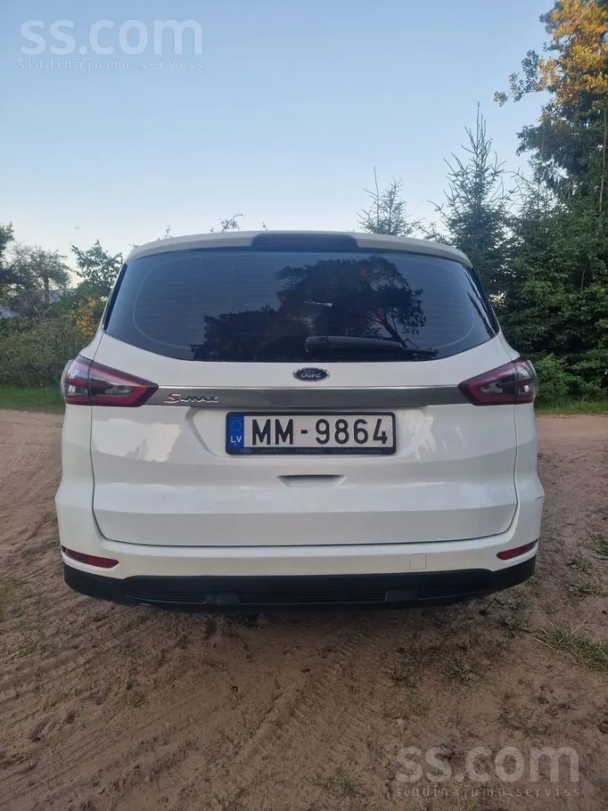Ford S-Max 2016 photo 4