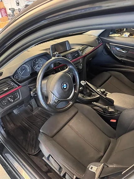 BMW 318D 2014 photo 5