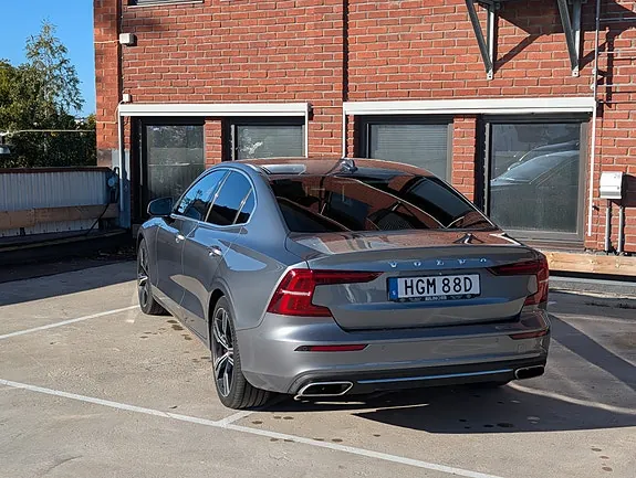 Volvo S60 2020 photo 2