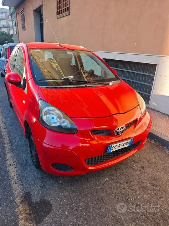 Toyota Aygo 2012 photo 2