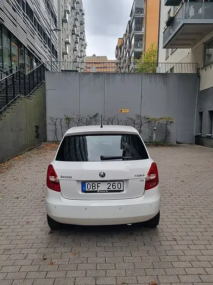 Skoda Fabia 2014 photo 3
