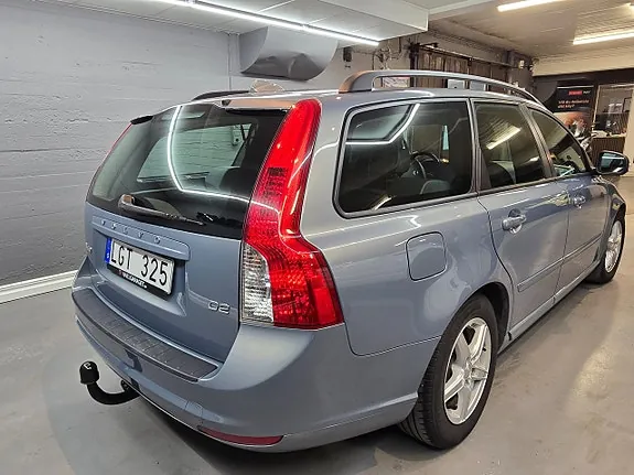Volvo V50 2011 photo 4