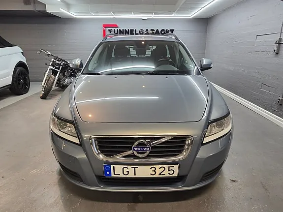 Volvo V50 2011 photo 3