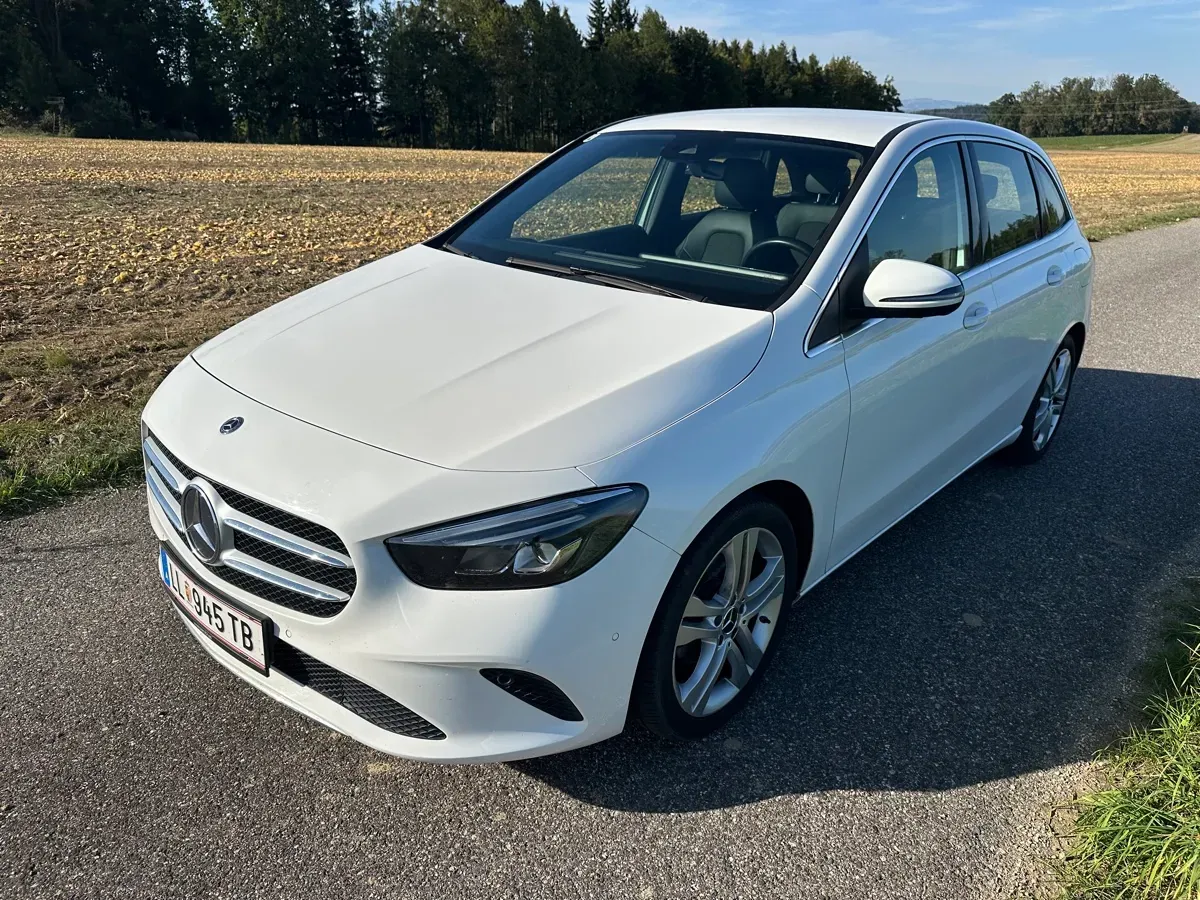 Mercedes-Benz B-Class 2019 photo 2