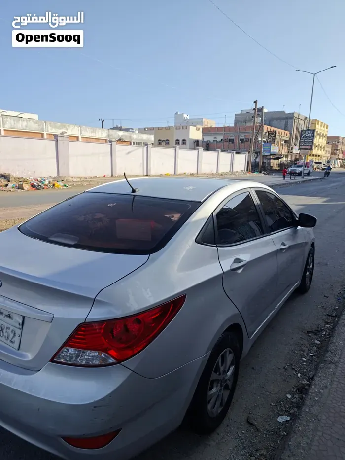 Hyundai Accent