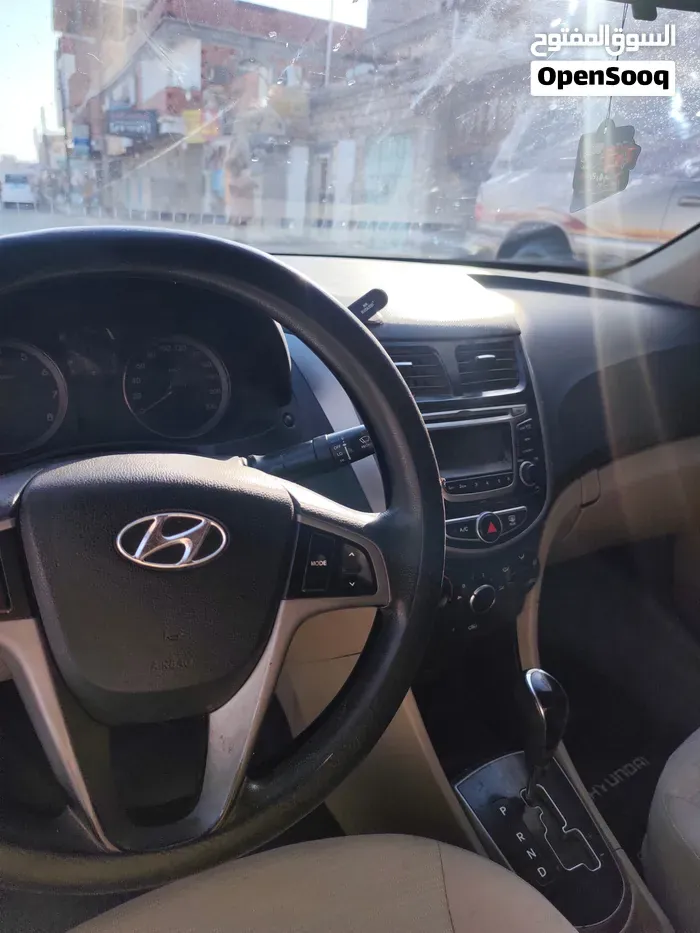 Hyundai Accent 2017 photo 3