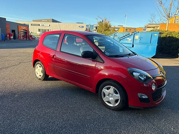 Renault Twingo 2012 photo 2
