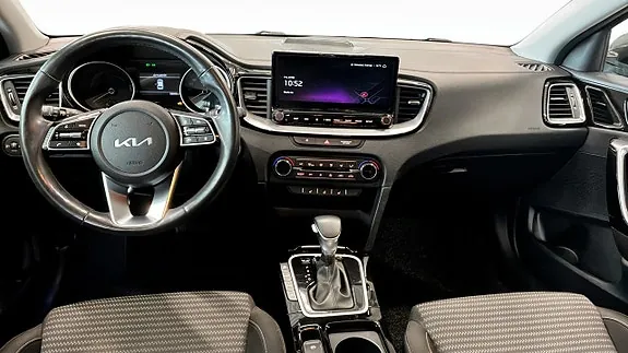 Kia Ceed 2023 photo 4