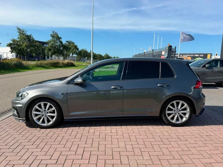 Volkswagen Golf 2019 photo 3