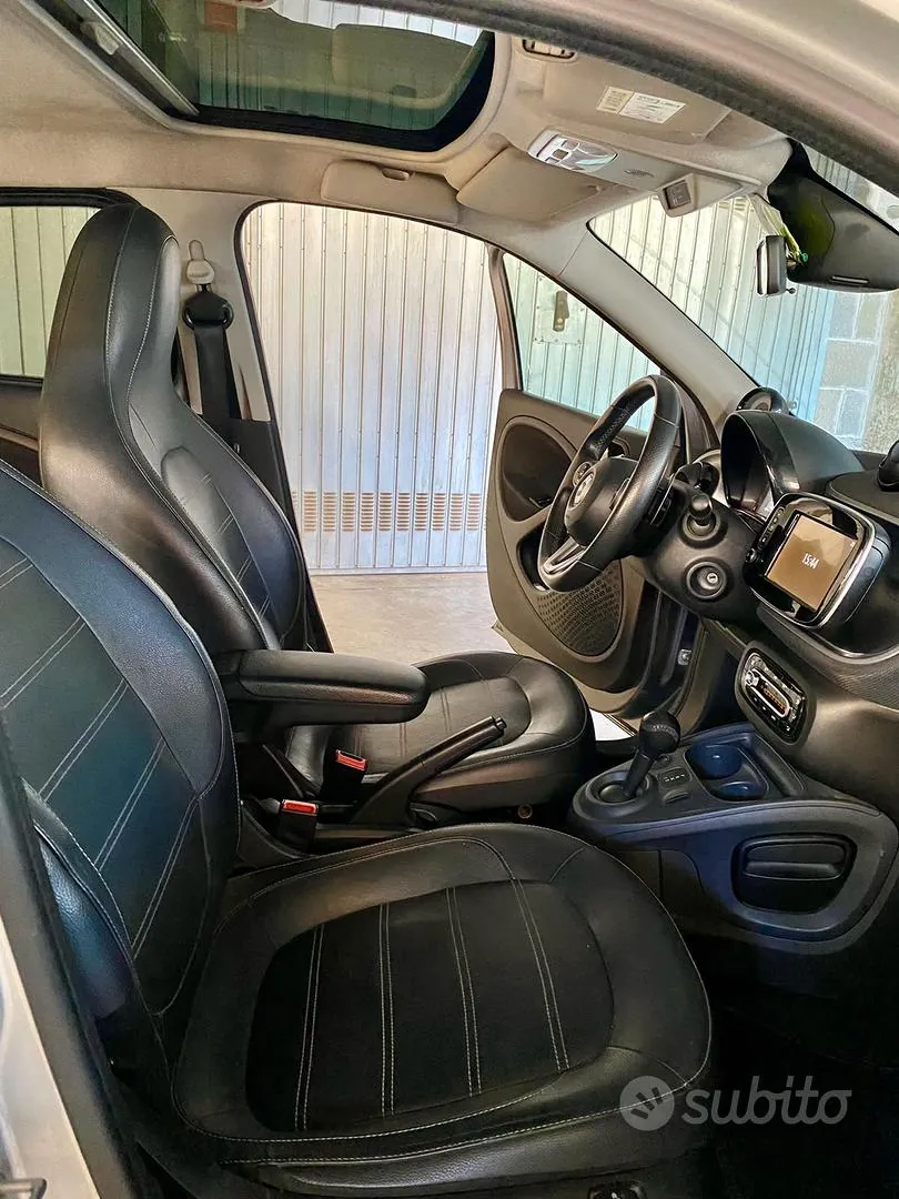 Smart Forfour 2017 photo 4