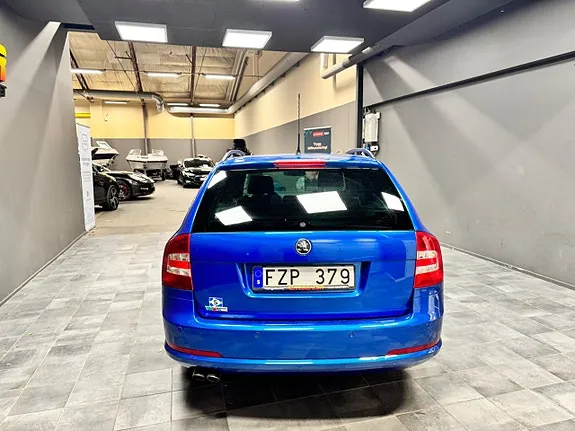 Skoda Octavia 2008 photo 4