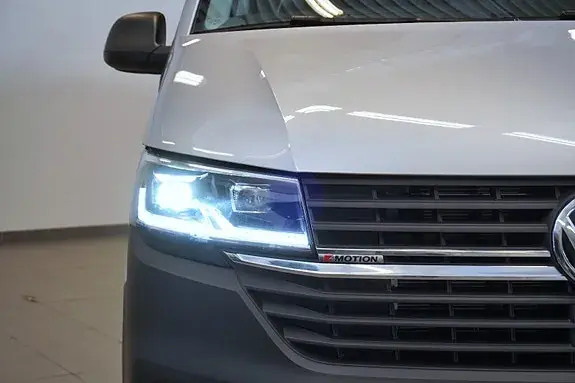 Volkswagen Transporter 2022 photo 4