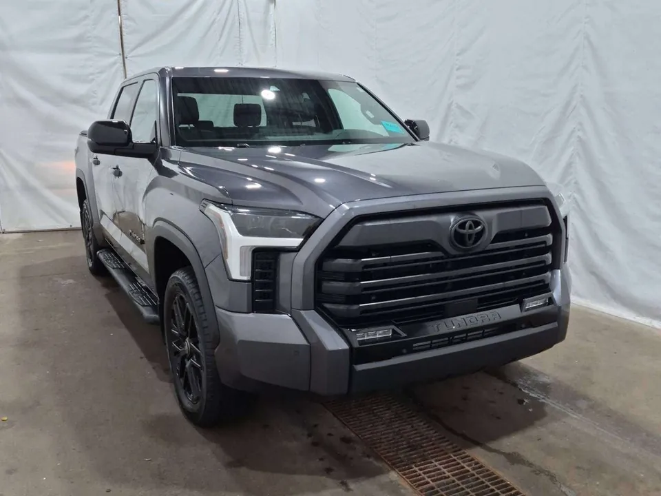Toyota Tundra 2025 photo 2