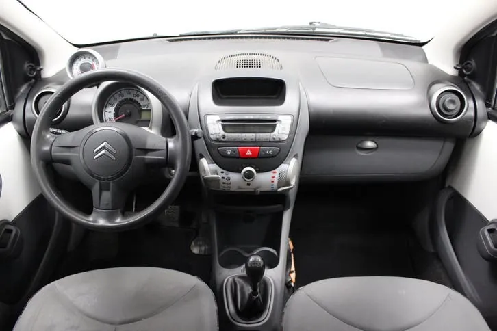 Citroen C1 2010 photo 2