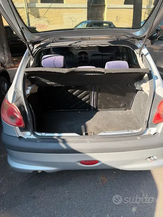 Peugeot 206 2005 photo 4