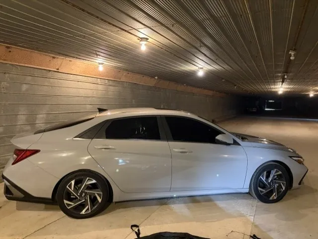 Hyundai Elantra 2024 photo 3