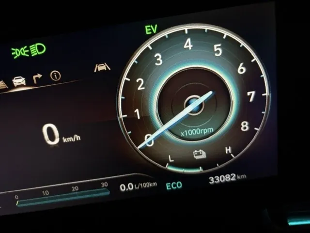 Hyundai Elantra 2024 photo 4