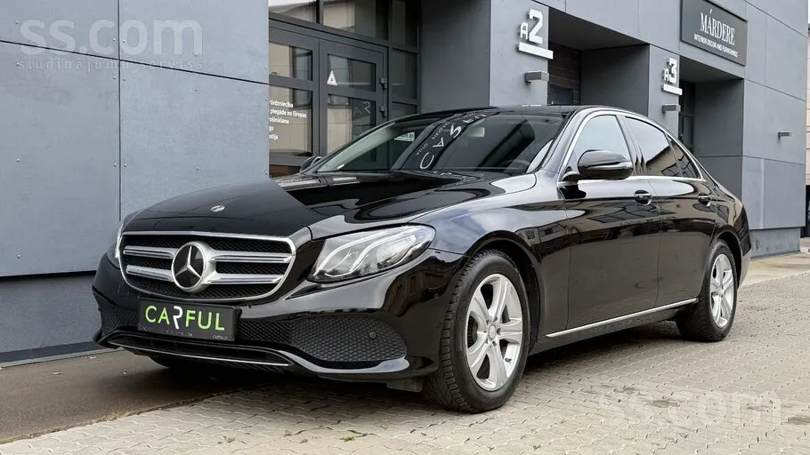 Mercedes-Benz E220 2017 photo 2