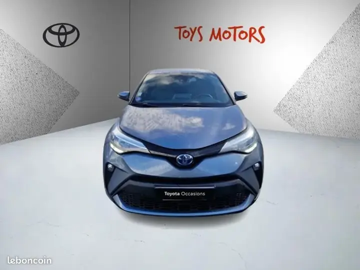 Toyota C-Hr 2020 photo 2