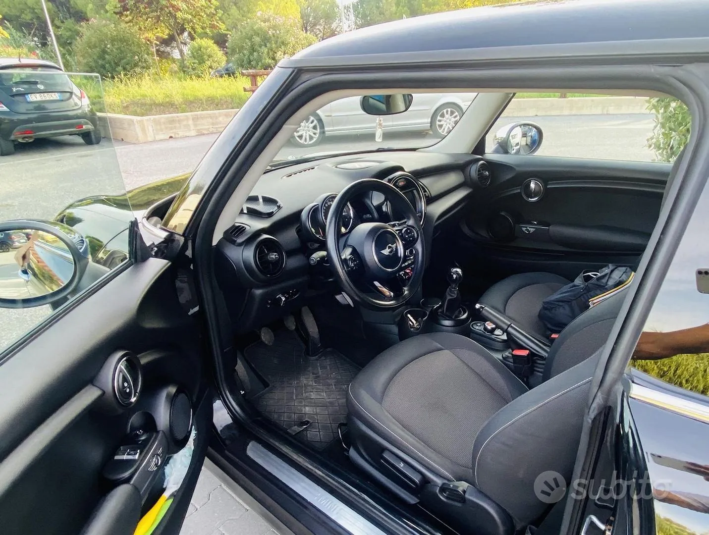 Mini One 2015 photo 5