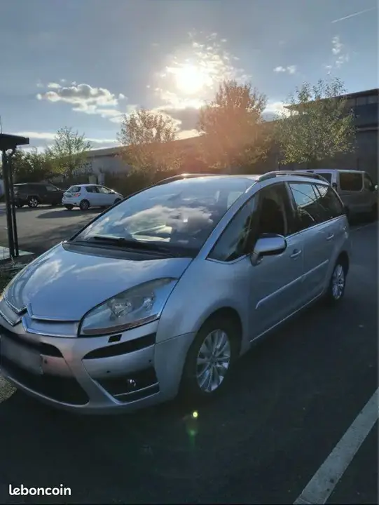 Citroen C4 Picasso 2006 photo 2