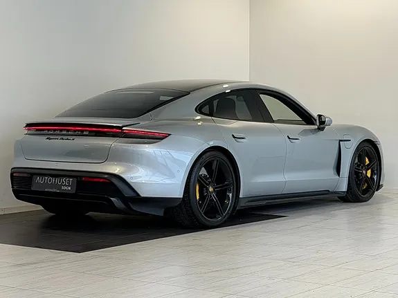 Porsche Taycan Turbo S 2020 photo 5