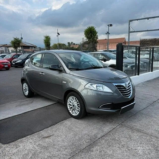 Lancia Ypsilon 2014 photo 5
