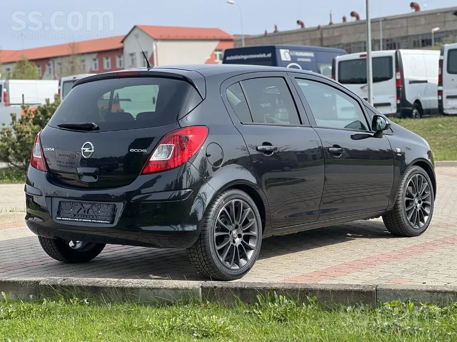 Opel Corsa 2013 photo 3