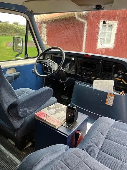 Ford Econoline 1988 photo 5